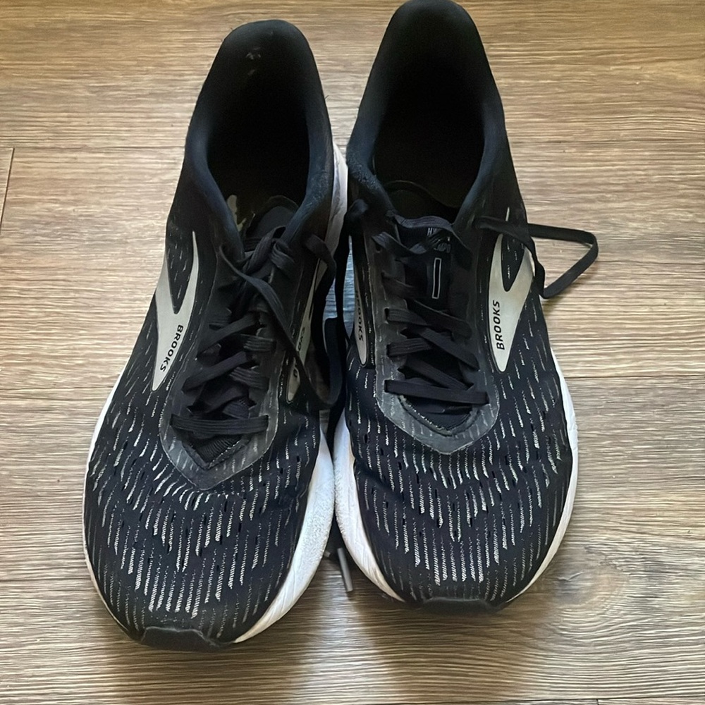 Brooks Hyperion Tempo 2